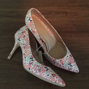 Floral old navy heels